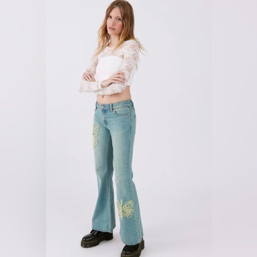 BDG URBAN OUTFITTERS BUTTERFLY APPLIQUÉ LOW RISE PANTS SIZE‎ 27